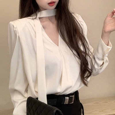 []530. 브이넥 초커타이 긴팔 블라우스